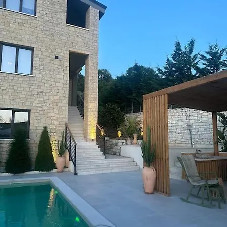 House Vlorë