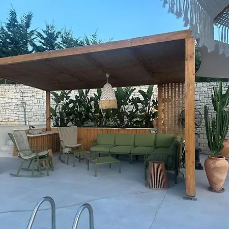 House Vlorë